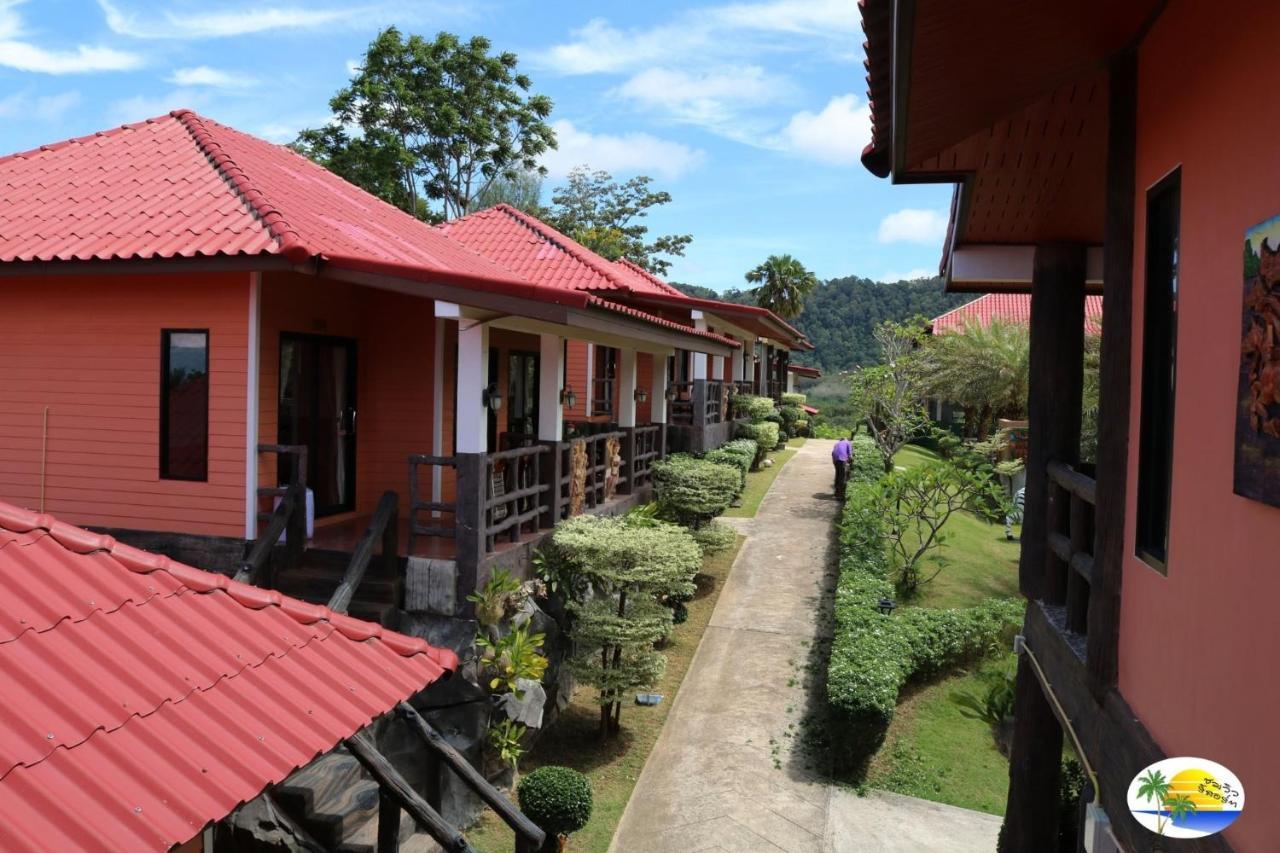 Chomview Resort Koh Lanta Exterior photo